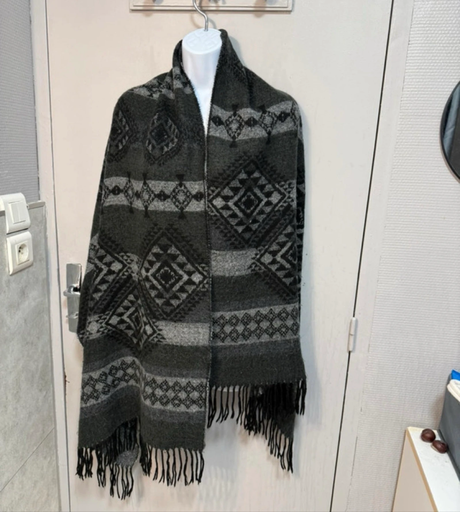 Écharpe noir Vero moda motif triangle